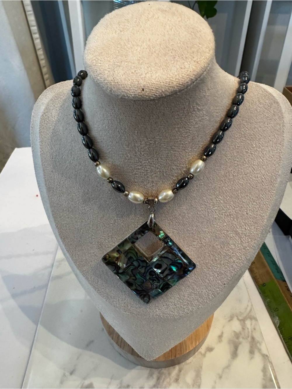 Exquisite Abalone Square Pendant Necklace with Hematite Beads and Pearl Accents